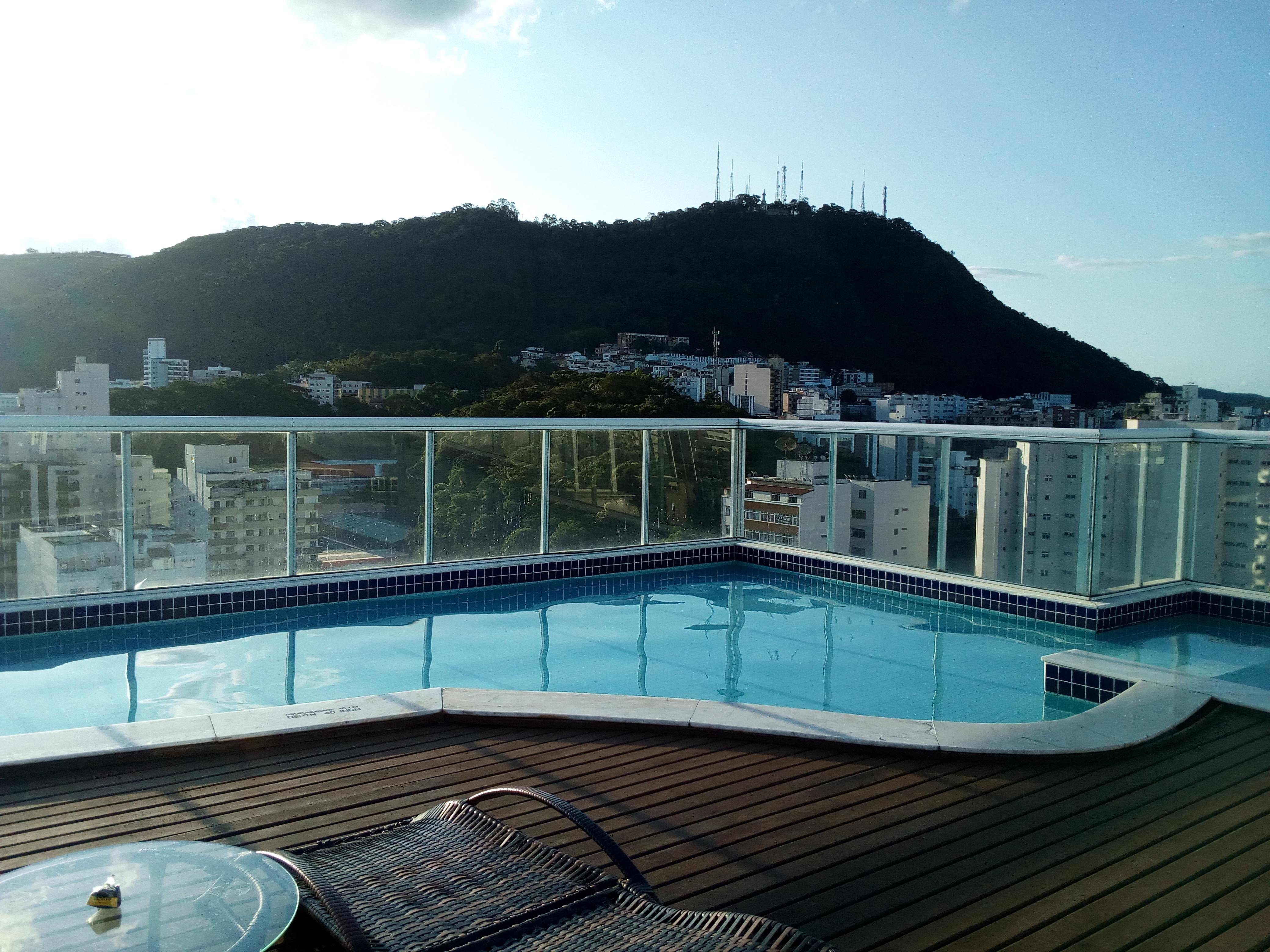 Victory Suites Hotel-泳池