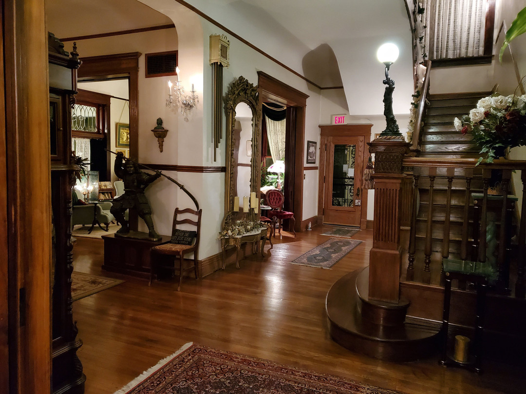 Beall Mansion An Elegant Bed & Breakfast Inn主图