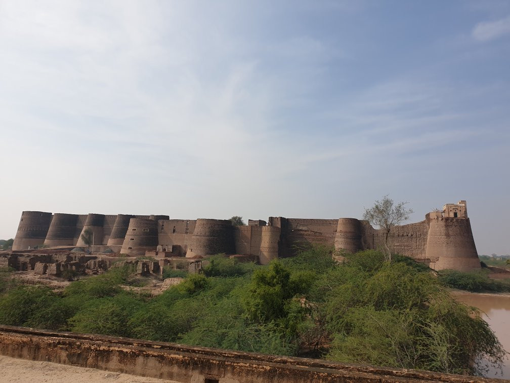 Derawar Fort-Bahawalpur必去景点