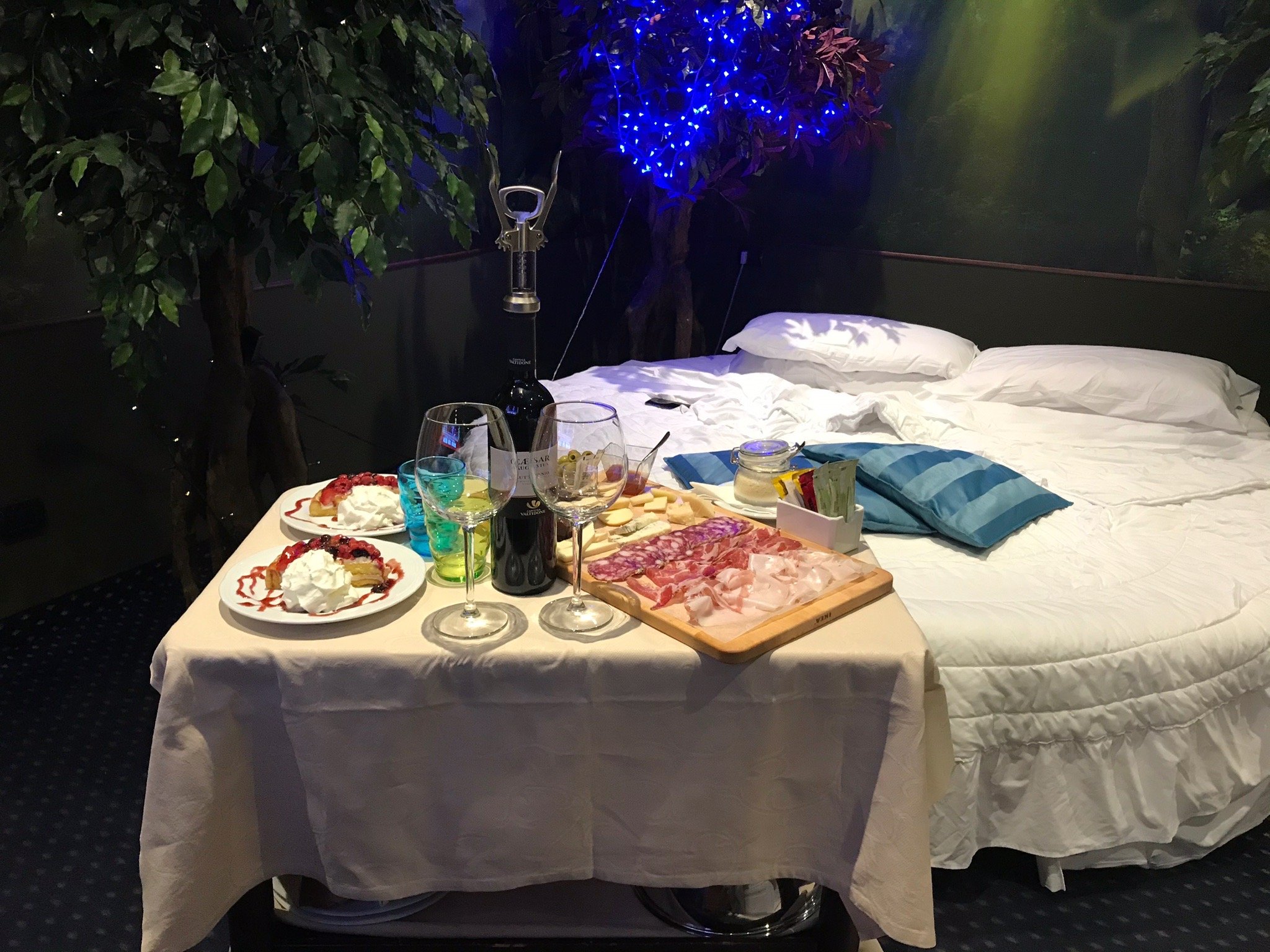 唐卡洛酒店-官方