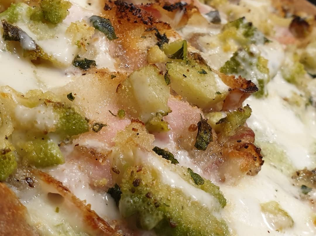 Titti - Pizza Da Asporto E Pizzeria