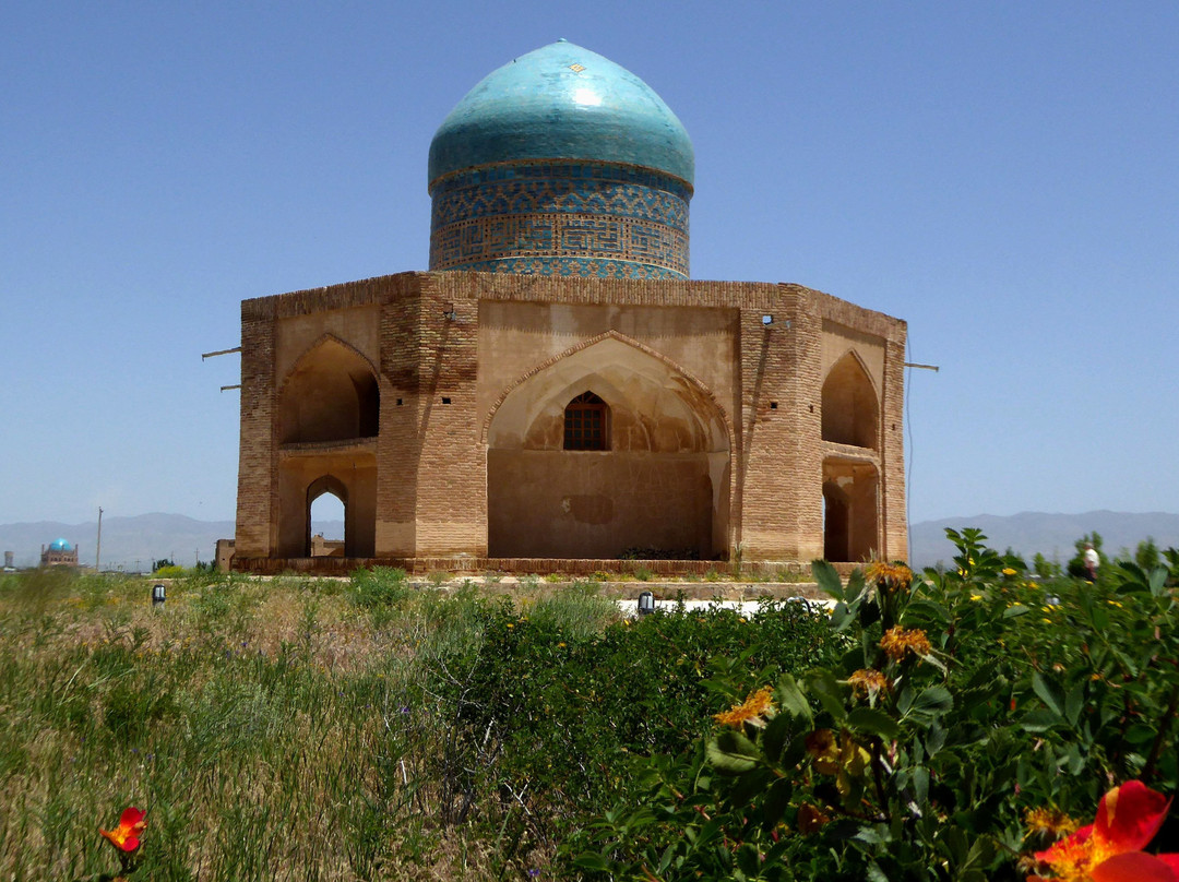 Molla Hassan Kashi Mausoleum景点图片