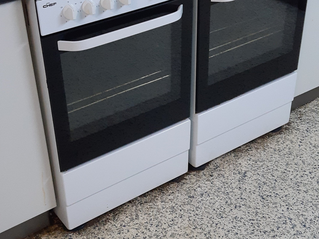 鸸鹋海滩度假酒店主图