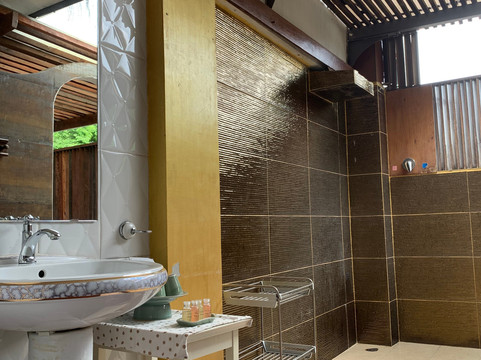 清迈奈达客房中央苏安凯13号购物中心酒店主图