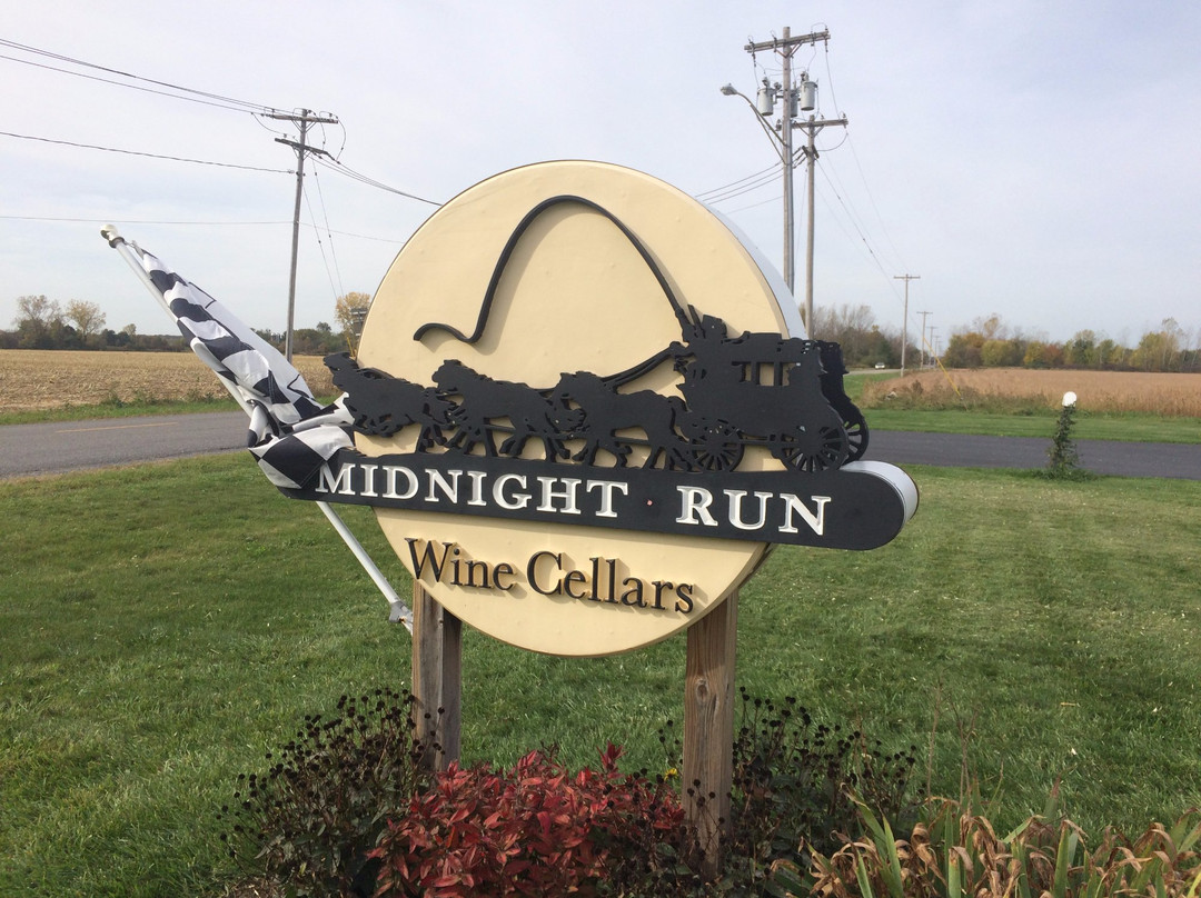 Wilson旅游景点-Midnight Run Wine Cellars