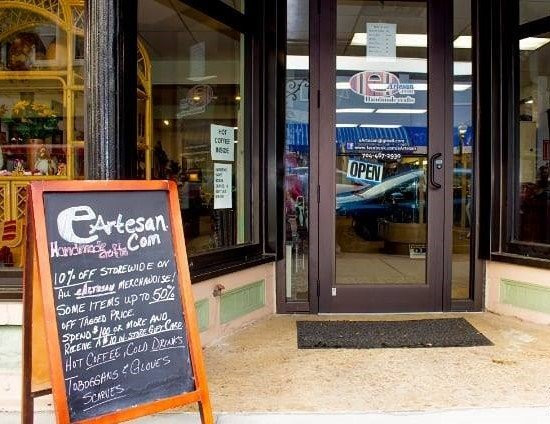 eArtesan.com-塔彭斯普林斯必去景点