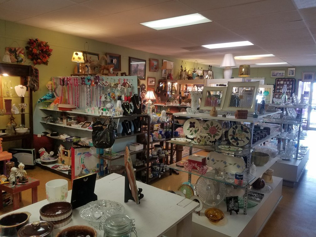 Eutawville旅游景点-Gabi's Attic Antiques & Uniques