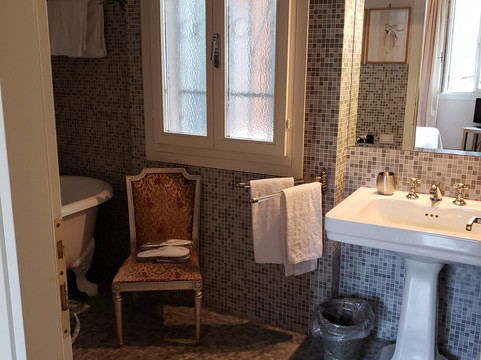 Oltre Il Giardino主图