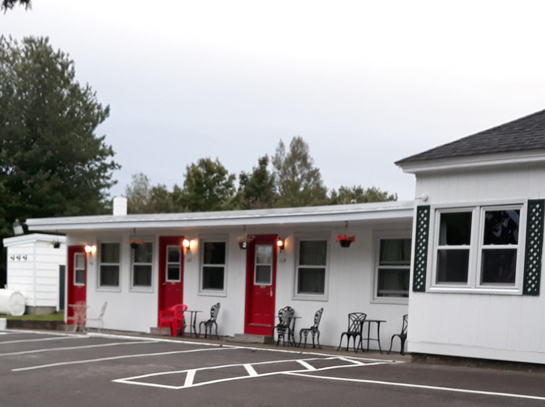 Claddagh Motel & Suites主图