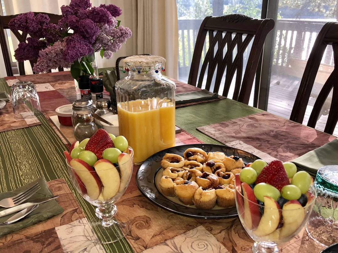 Riverwood at Lake Roosevelt主图