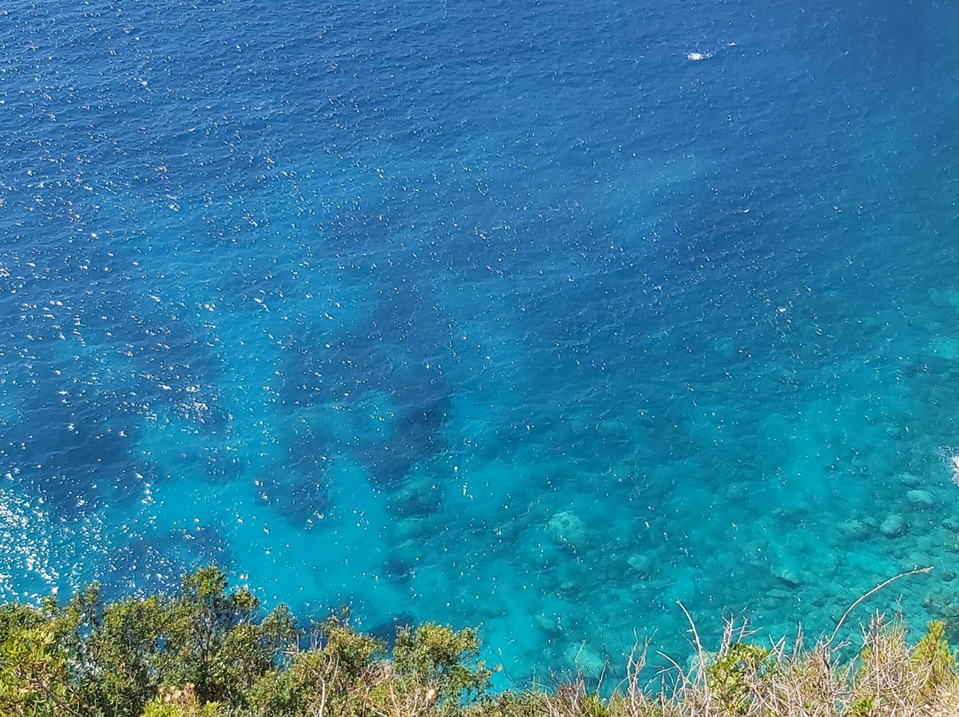 Viewpoint Of Cliffs Of Kambi-甘比村必去景点