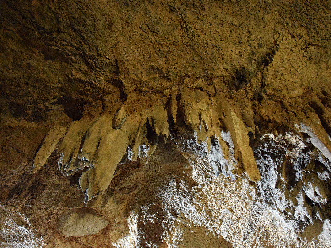 Ghoori Ghaleh Cave景点图片