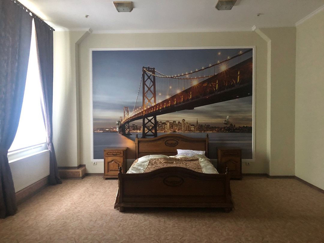 Hotel Alexandrovskiy主图