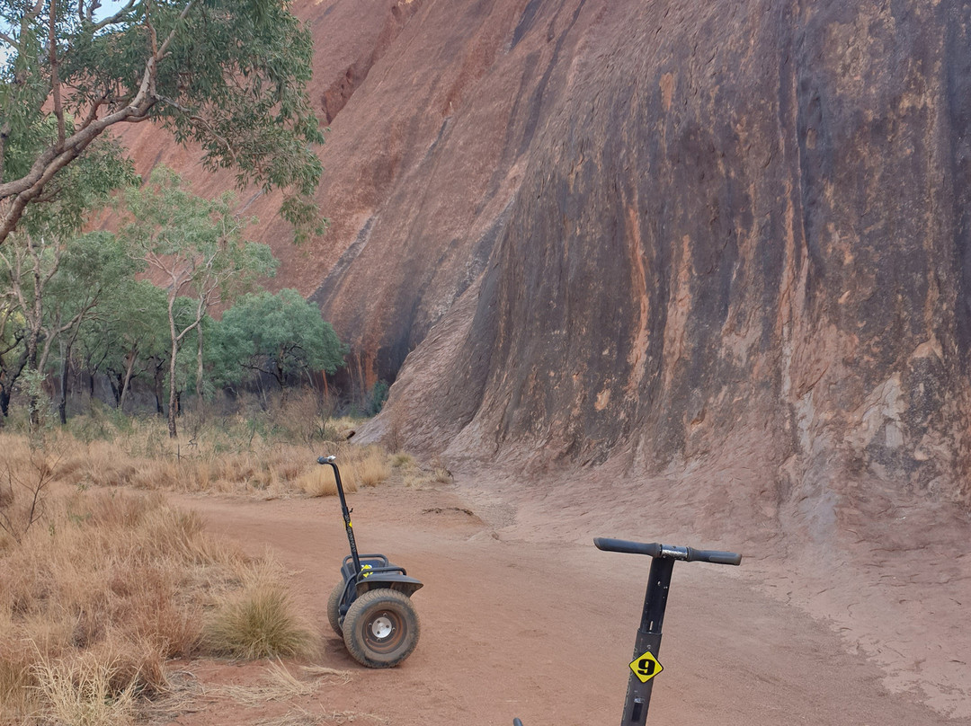 Uluru Segway Tours-乌鲁鲁-卡塔丘塔国家公园必去景点