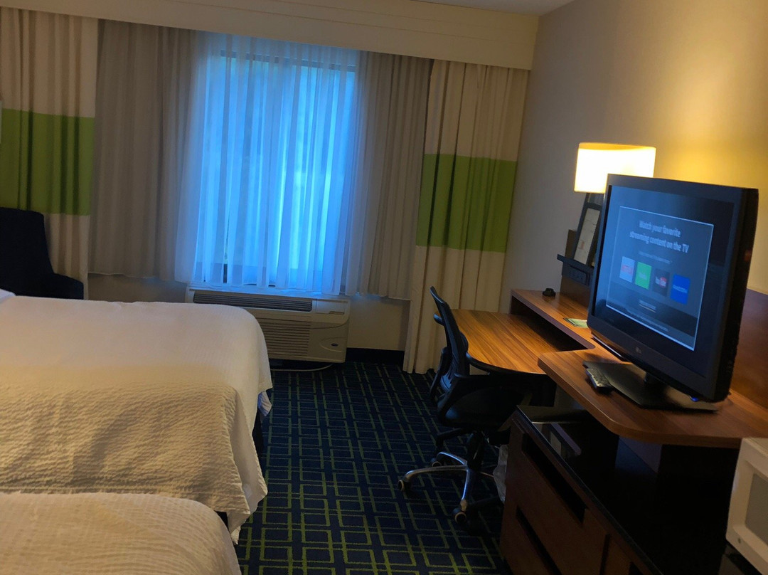 科宁河畔费尔菲尔德客栈主图