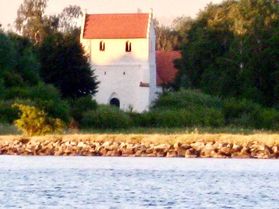 Ivetofta Kyrka-Bromolla必去景点