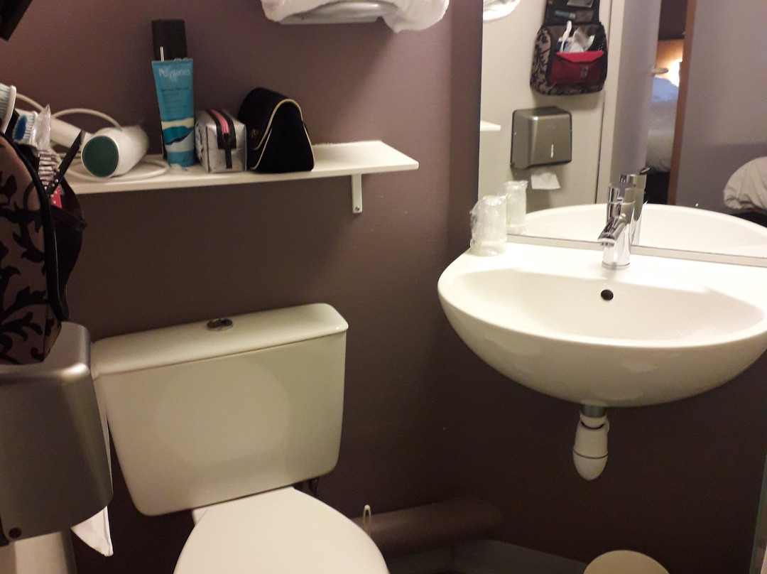 B&B HOTEL Maurepas主图