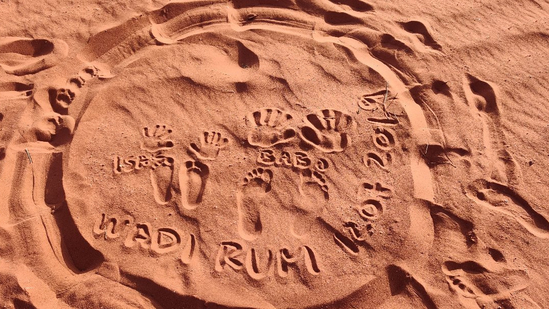 Bedouin Desert Camp主图