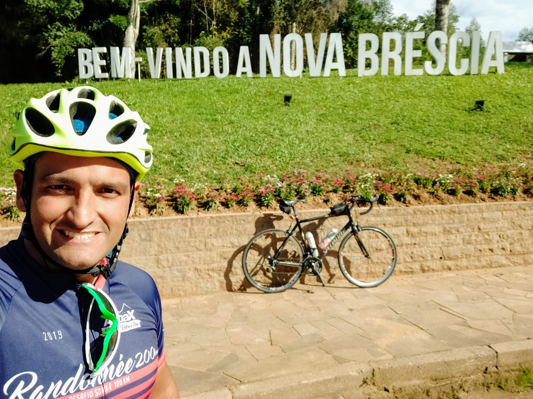 Monumento ao Churrasqueiro-Nova Brescia必去景点