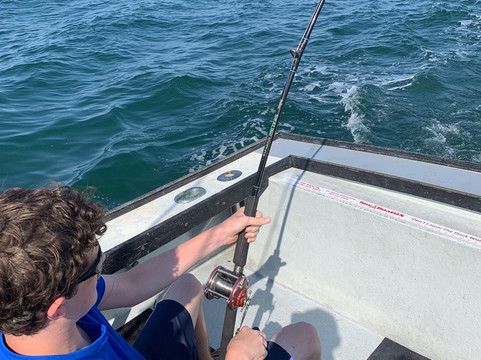 Capt Jim’s Charters-法尔茅斯必去景点