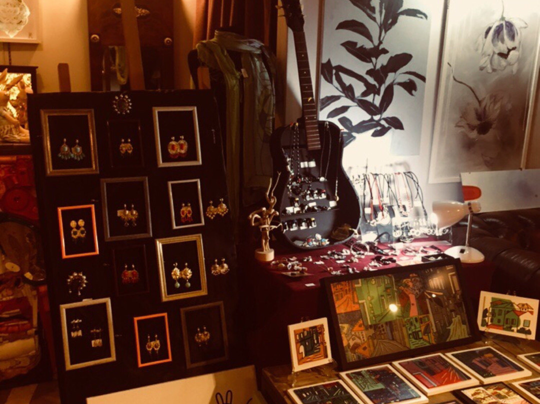 Magic Yard Gallery-布德瓦必去景点