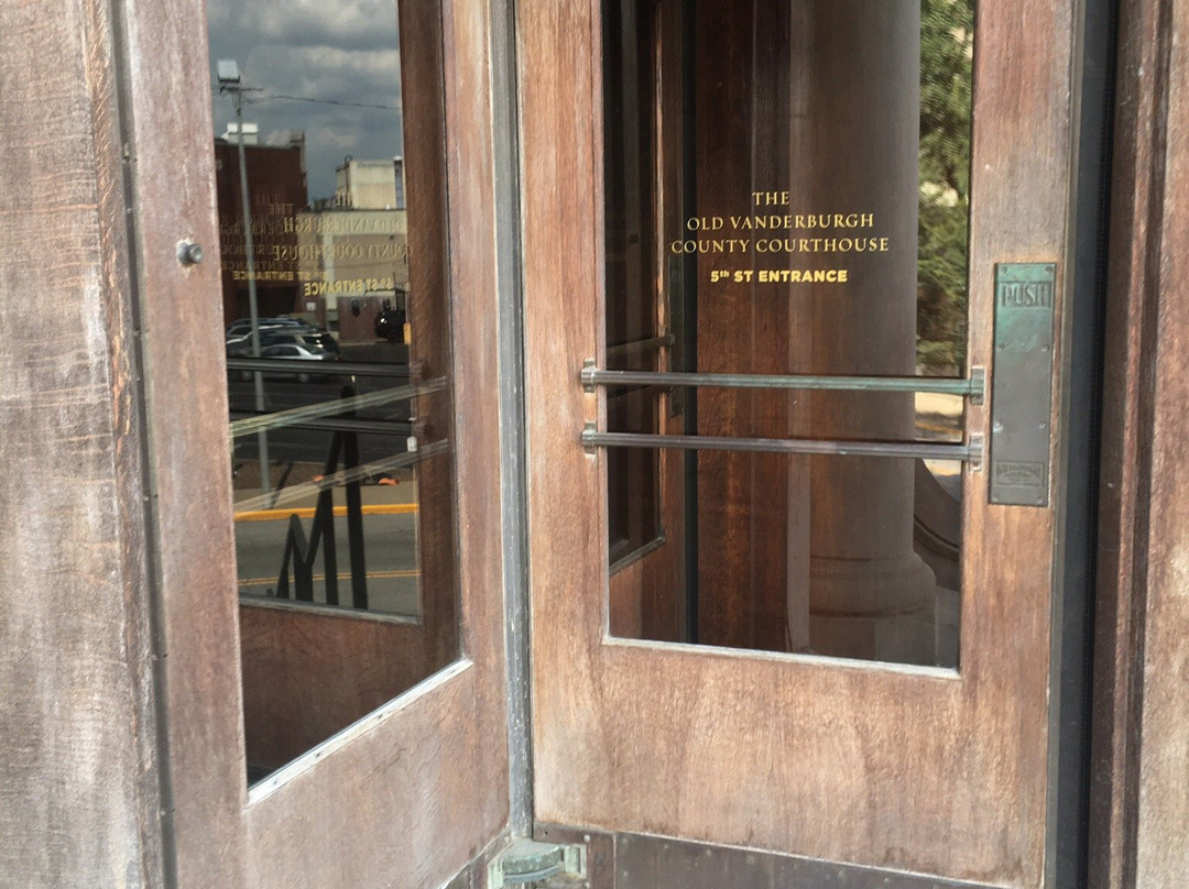 Old Evansville Courthouse-埃文斯维尔必去景点