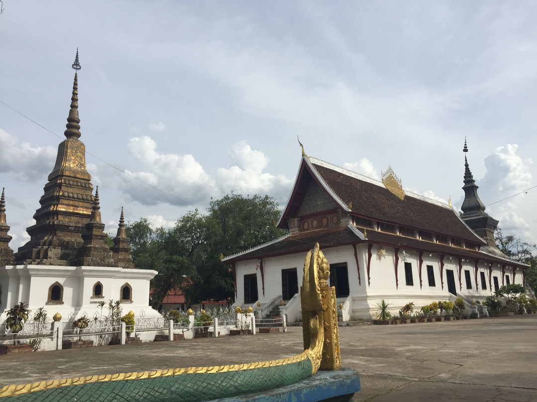 Wat Tat Luang景点图片