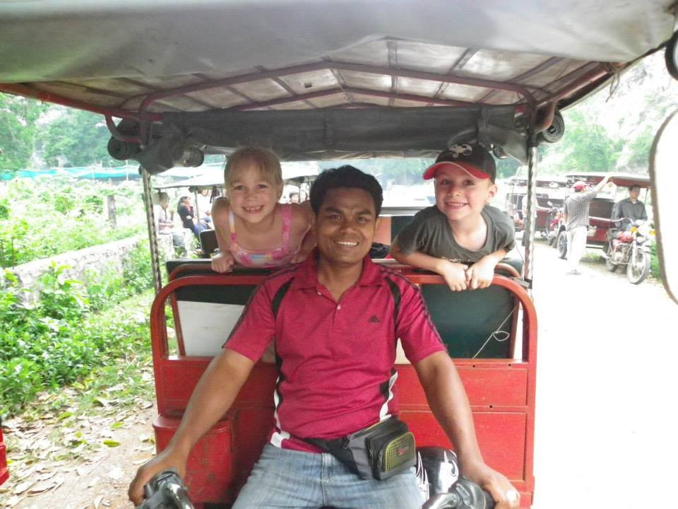 Tuk tuk tour guide Samnang nhay-马德望必去景点