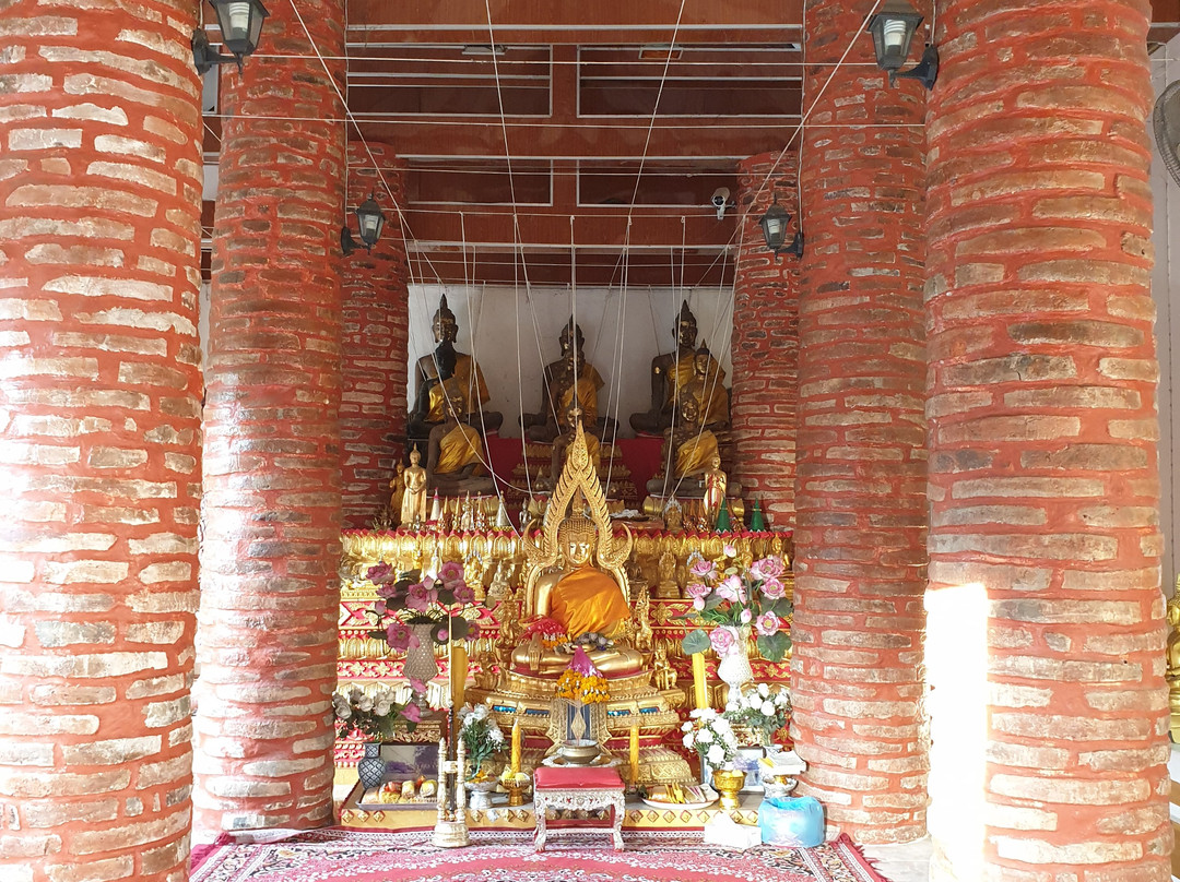 Wat Khao Nang Buat景点图片