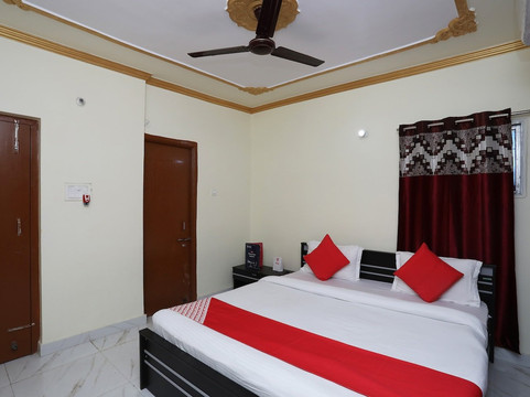 OYO 23463 Ar Square主图