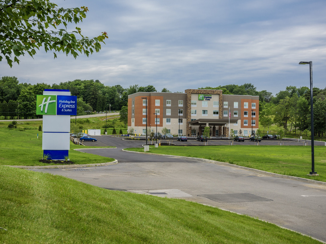 Holiday Inn Express & Suites Jamestown By IHG主图