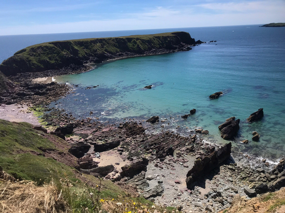 Marloes Sands Beach景点图片