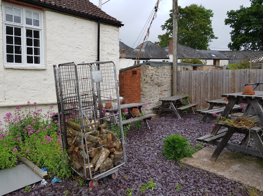 The Crown at Whitchurch主图