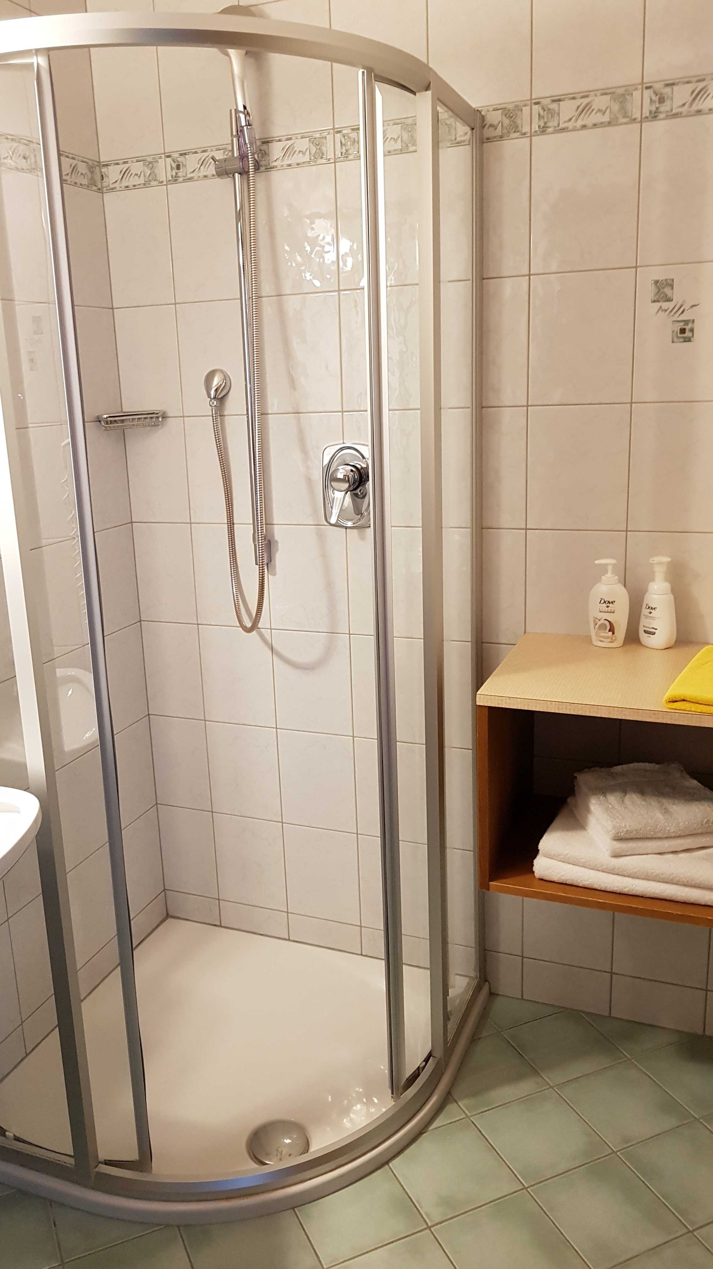 Ausflugshotel Huttersberg-portrait