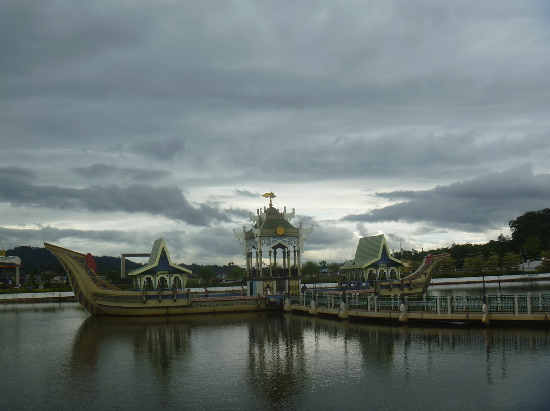 The Royal Barge景点图片