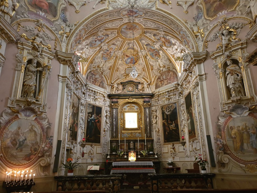 Santuario Beata Vergine del Fiume景点图片