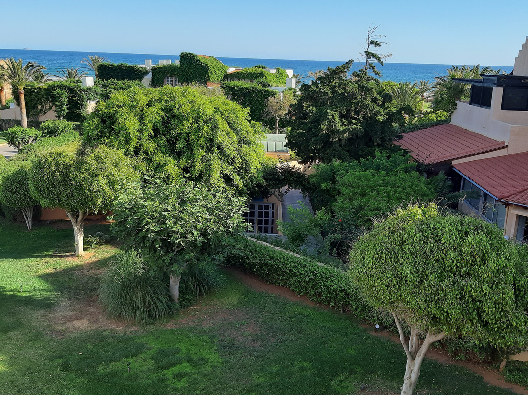 Anissa Beach & Village Hotel主图