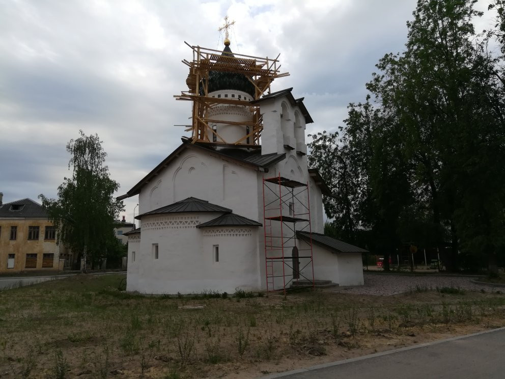 Sergiya s Zaluzhya Church景点图片