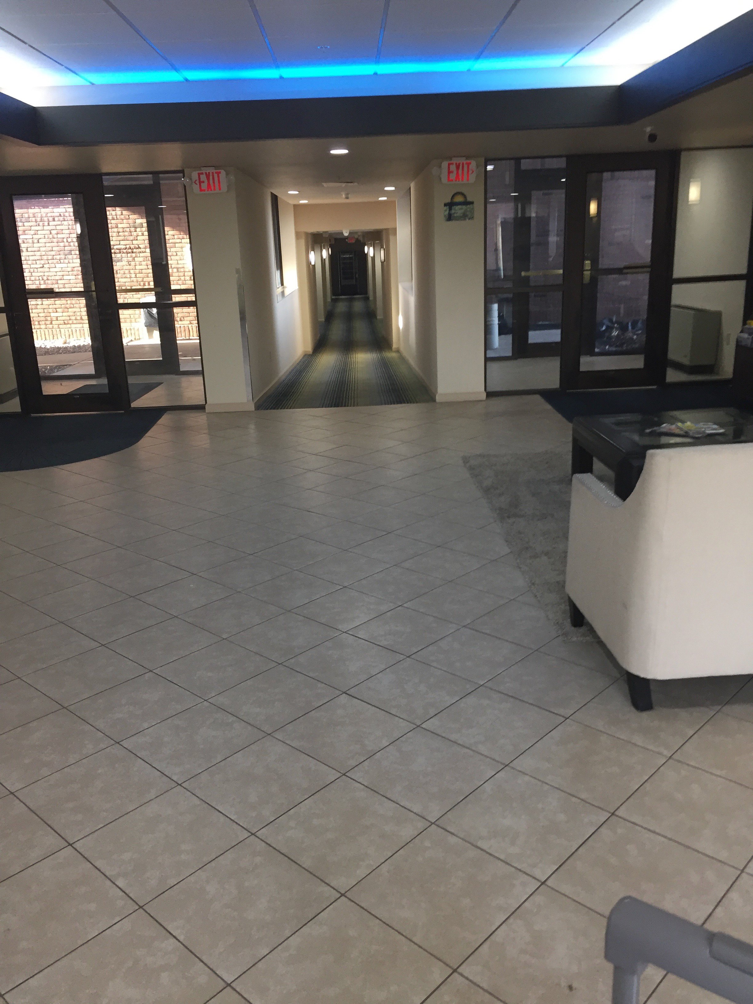 Days Inn by Wyndham Midland-浴室