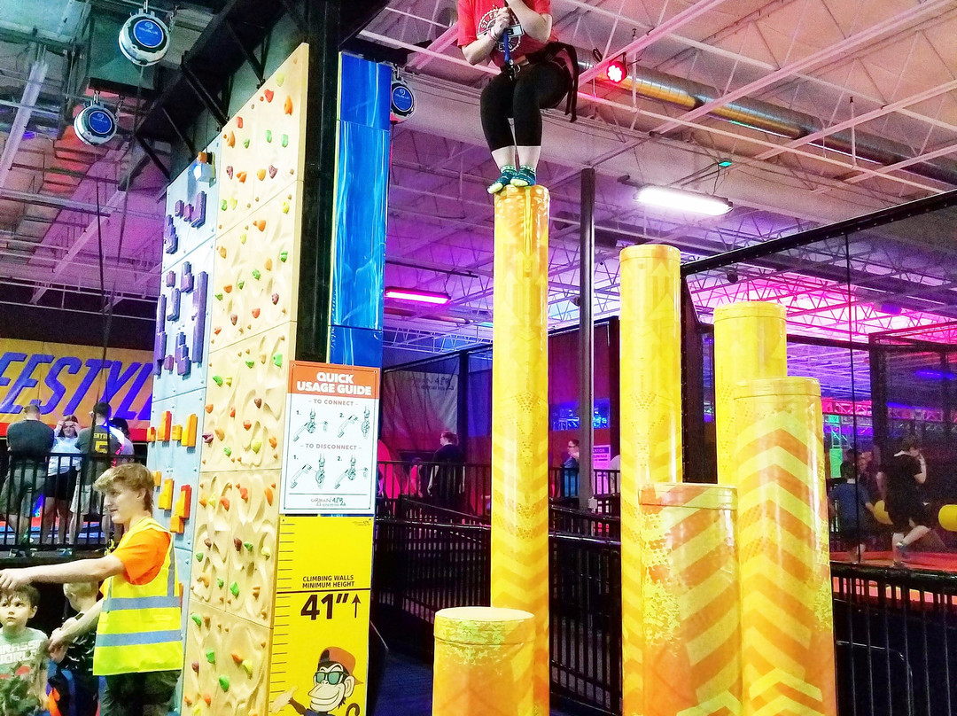 Urban Air Trampoline and Adventure Park-阿尔图纳必去景点