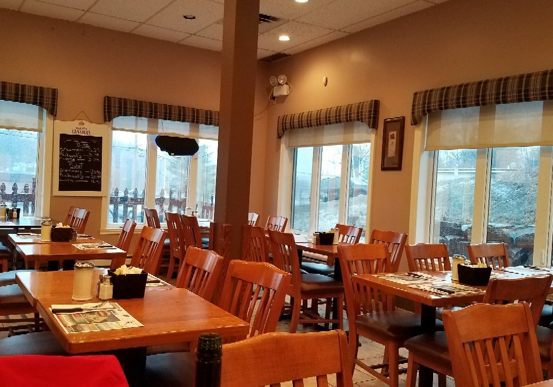 Saint Hippolyte餐馆和美食-Restaurant Primo