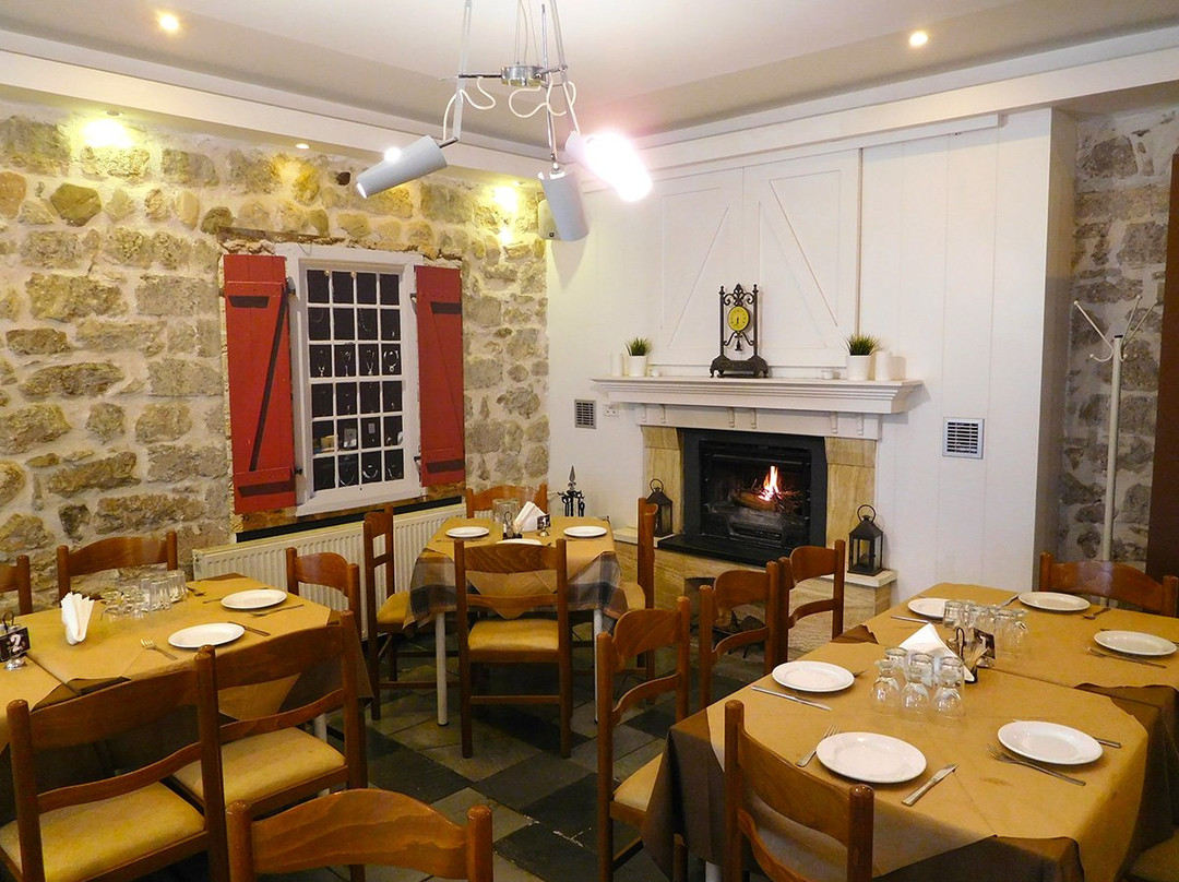 Chalandritsa餐馆和美食-Ethrion Glavkou