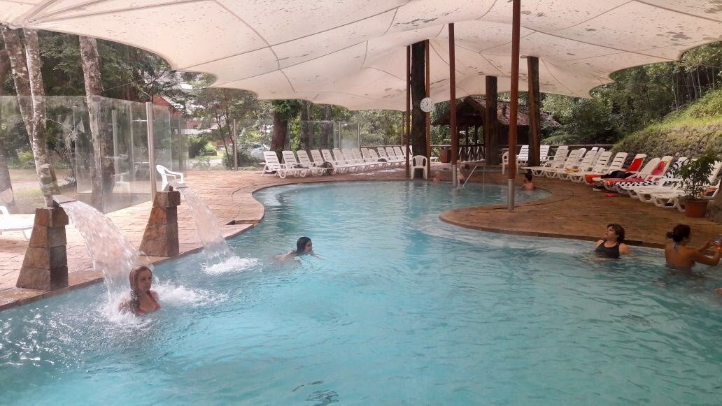 Hotel & Termas Huife-泳池