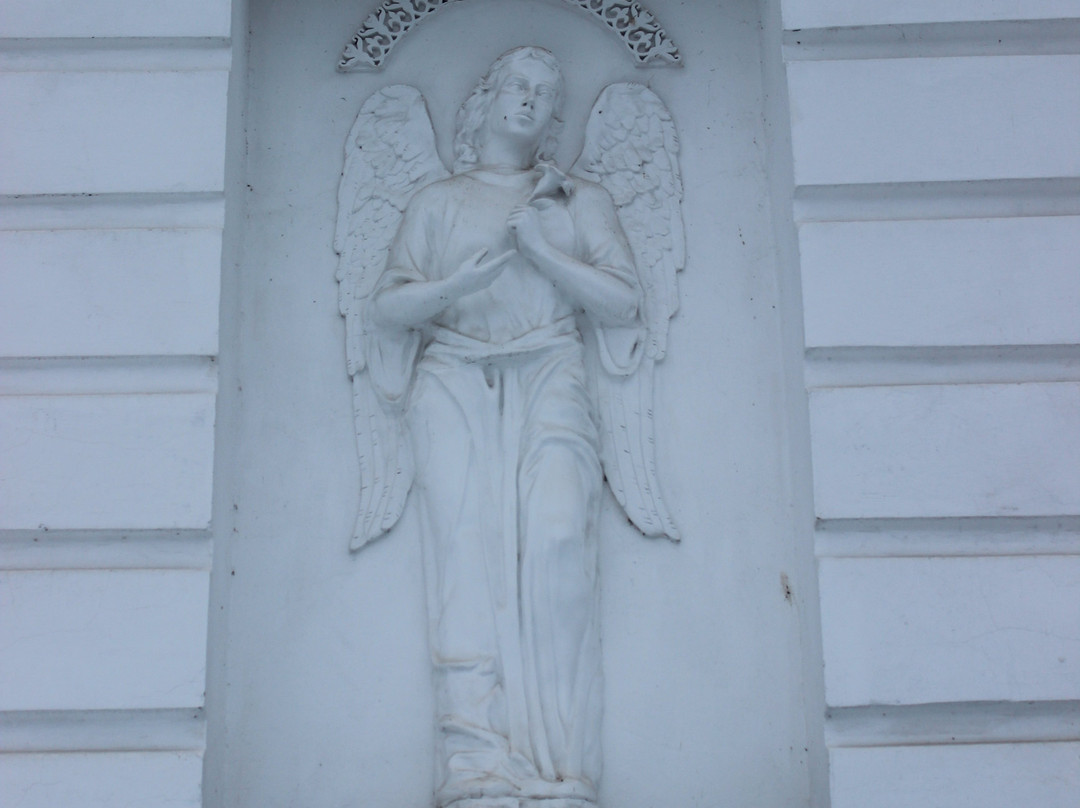 Church of the Resurrection of Three Confessors-特维尔必去景点