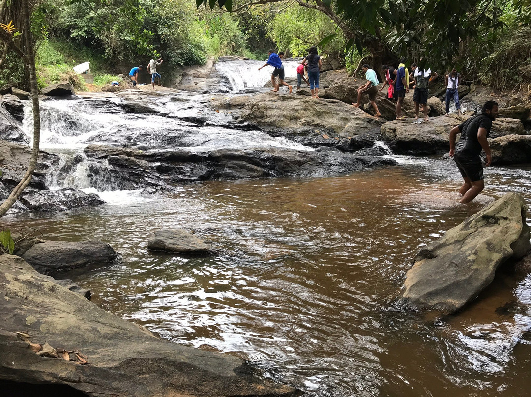 Manjehalli Waterfalls-Sakleshpur必去景点