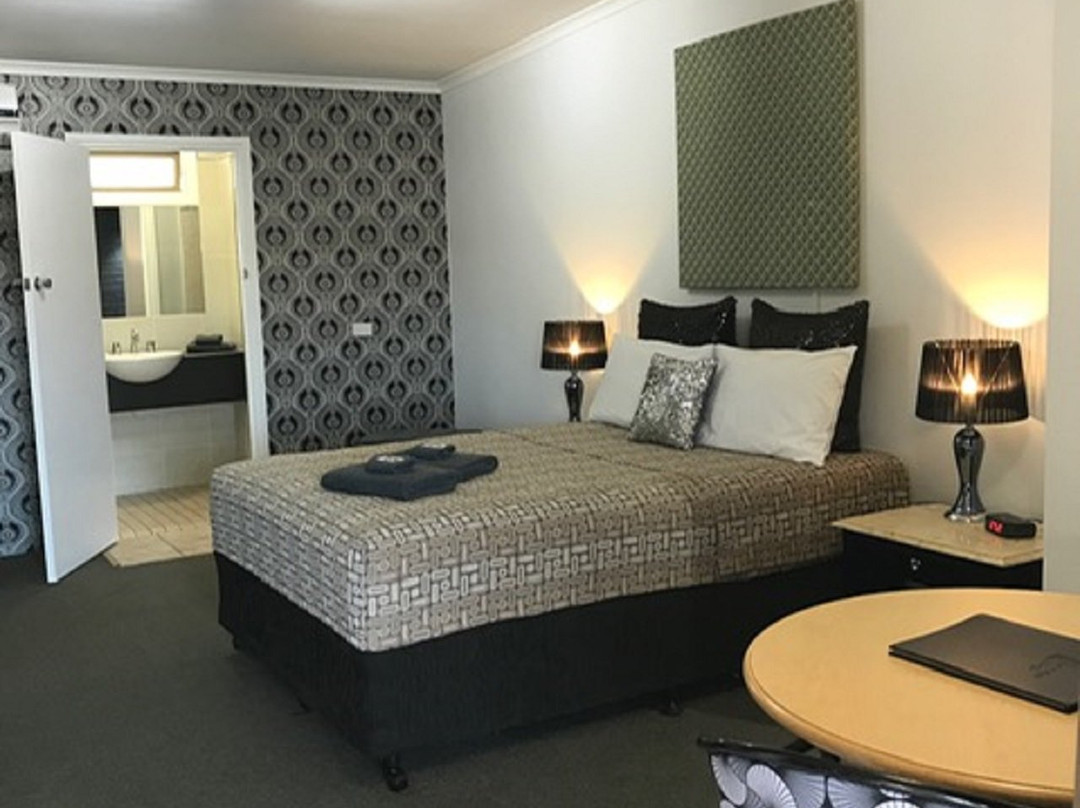 Gin Gin Central Motel主图