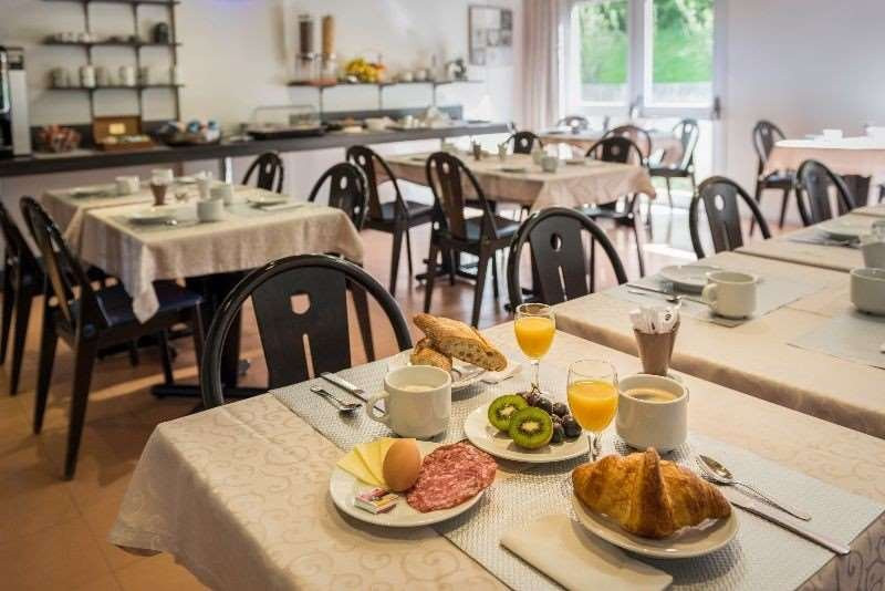 Greet Montbéliard Hotel主图
