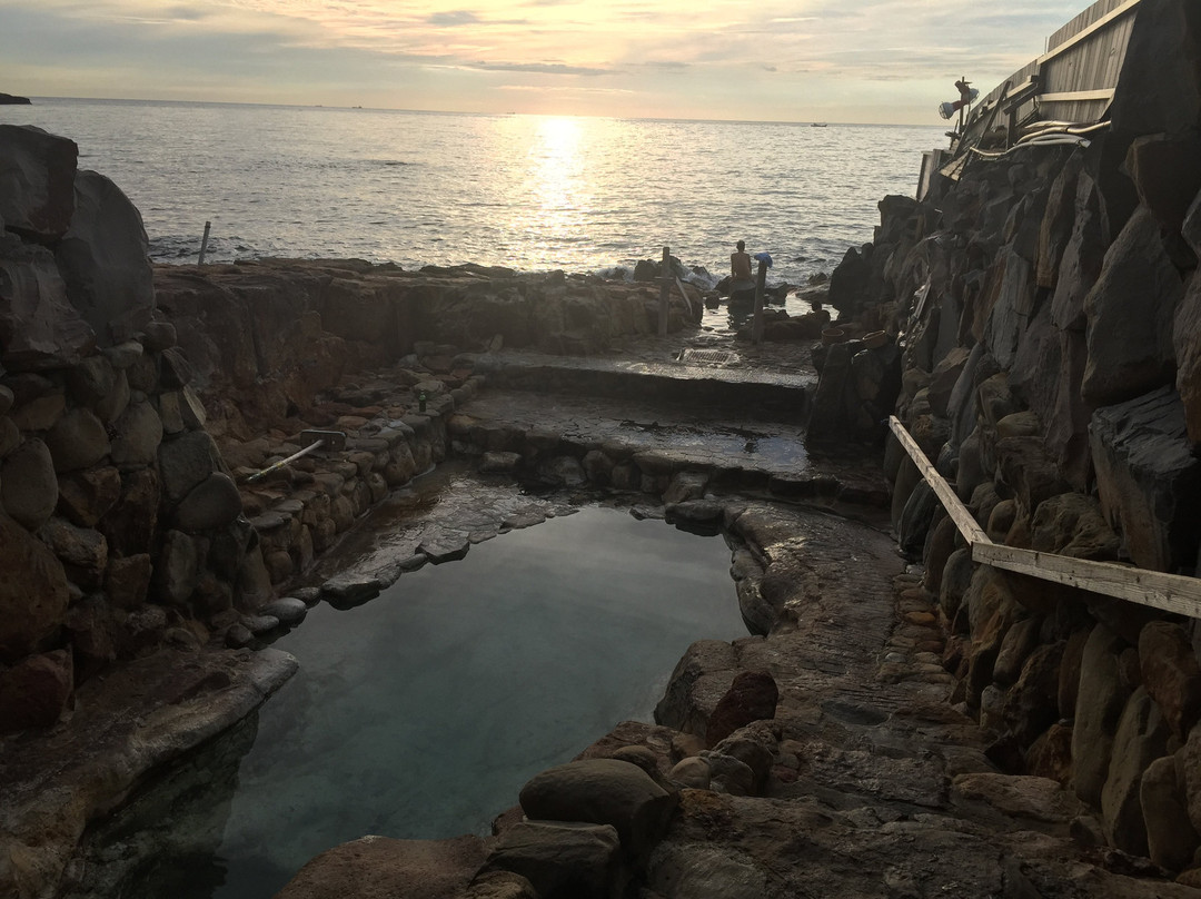 崎之汤露天温泉-白滨町必去景点