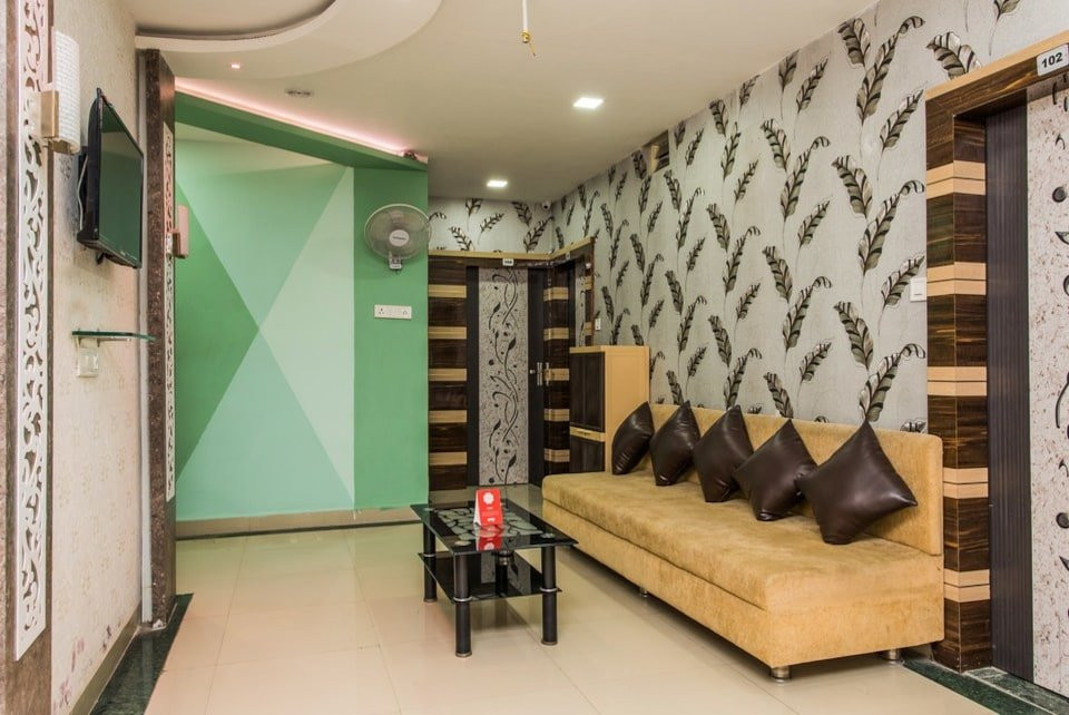 OYO 8857 Hotel Raj Palace主图