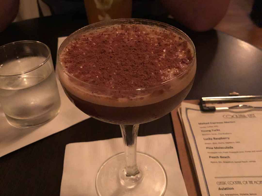 Hooch and Fellow-汤斯维尔必去景点